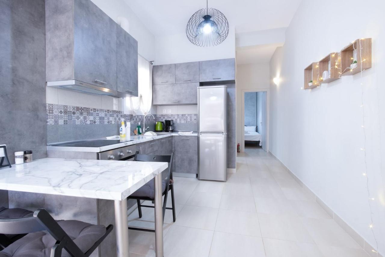 Bright Apartment In Piraeus Buitenkant foto